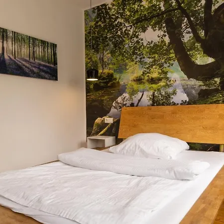 Lejlighed Giniushomes Apartment Am Bahnhof ,,Nature Room